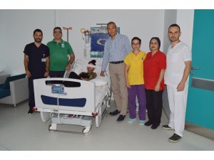 Muğla’da bir genç kızın kopmak üzere olan kolu yerine dikildi