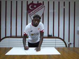 Elazığspor Joshua Kifoueti ile anlaştı