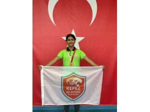 Kepez güreşte Türkiye 3’cüsü oldu