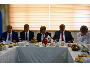 Uzunkaya: “Dolardaki yükseliş, aldığımız ve alacağımız mesafeyi durduramayacaktır”