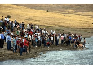 Serinlemek için gölete giren çocuğun cesedi bulundu