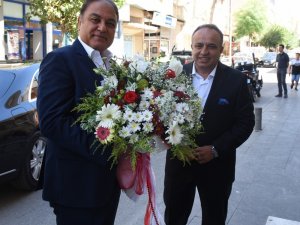 Vali Tekinarslan esnafı sorunlarını  dinlendi