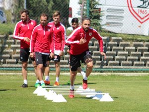 Taner Taşkın: “Seyir zevki yüksek bir takım izleteceğiz”