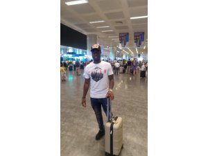 Bursaspor’un yeni transferi İstanbul’a geldi