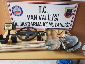 Van’da kaçak kazı operasyonu: 6 gözaltı