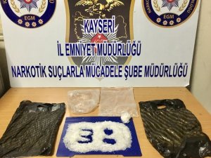Uyuşturucu madde ticareti yapan iki şahıs gözaltına alındı