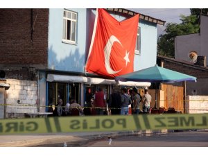 2 kişinin öldüğü kavganın husumetlileri iş yerini kurşunladı