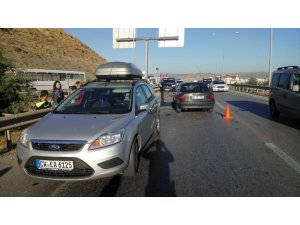 Kırıkkale’de 2 otomobil çarpıştı: 4 yaralı