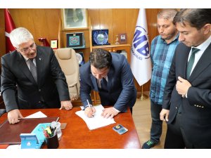 Muhtarlardan Türk lirasına destek