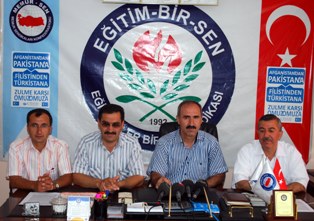 Çimen: Çin Türkler'e soykırım uyguluyor