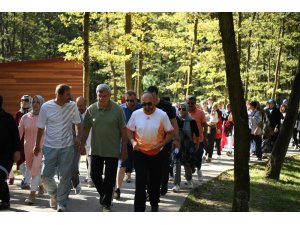 Başkanlar, Kartepe’de yürüdüler