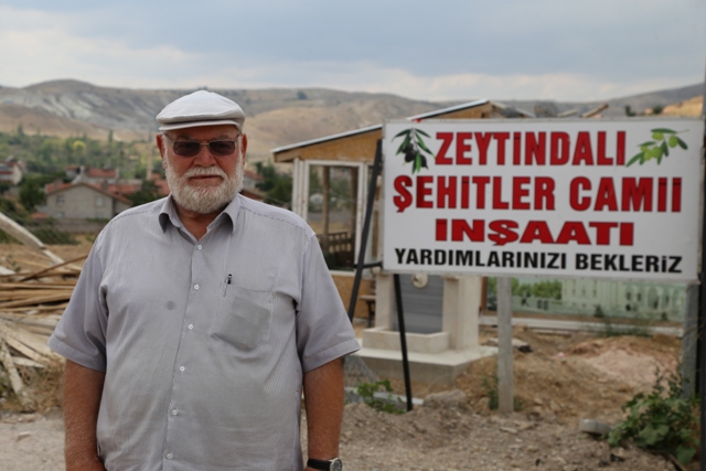 Alman patronundan etkilenerek 8 cami yaptırdı
