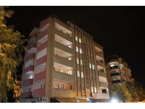 Polis sevgilisinin beylik tabancasını bir anda alıp kafasına sıktı