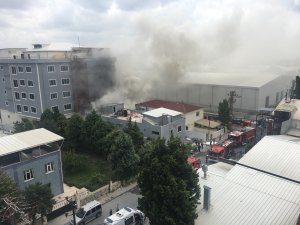GÜNCELLEME - Avcılar'da iş yeri yangını
