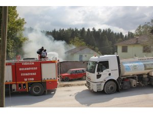 Araçta çıkan yangın eve sıçradı