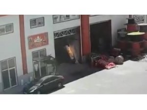 Kaynak yaparken sünger deposunu böyle yaktılar