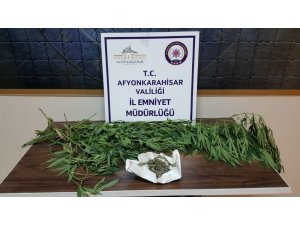 Afyonkarahisar emniyetinden uyuşturucu madde operasyonu