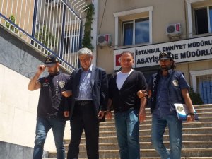 Kendilerine polis süsü veren şantajcılar kıskıvrak yakalandı