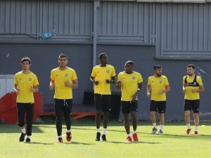 Osmanlıspor yenileme antrenmanı yaptı