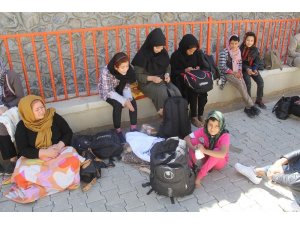 Başkale’de 43 yabancı uyruklu kaçak yakalandı