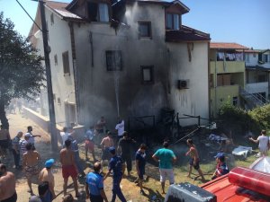 Kamp çadırında çıkan yangın, paniğe neden oldu