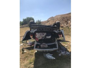 Sivas’ta otomobil şarampole yuvarlandı: 4 yaralı