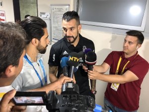 Negredo: “Transfer kararını verecek olan ben değilim”