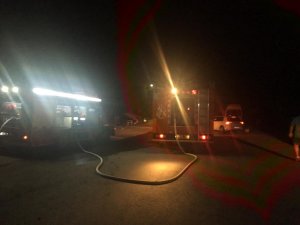 Kuşadası’nda yangın, Dumandan zehirlenen 2 kişi hastaneye kaldırıldı