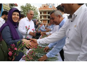 AK Parti Antalya teşkilatında bayramlaşma töreni