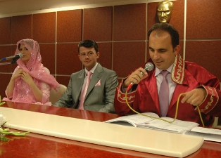 Evlendirme dairesinde yoğun tempo