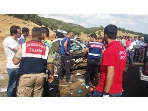 Bingöl’de feci kaza: 5 ölü, 10 yaralı