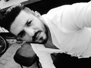 Kardeş kavgasında kan aktı