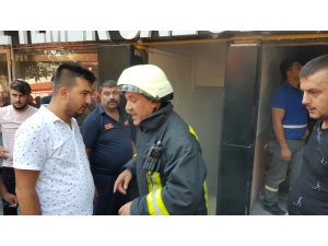 MHP Tosya İlçe Binasında bayramlaşma sırasında yangın çıktı