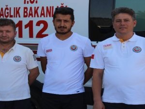 112 çalışanı bu kez insan hayatını değil güvercinin canını kurtardı