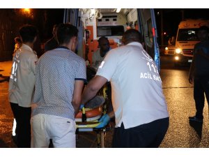 Beyoğlu’nda 4 kişinin yaralandığı kaza saniye saniye kameraya yansıdı