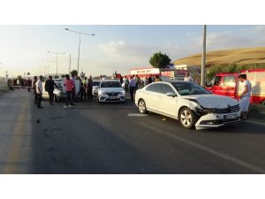 Van’da 3 aracın karıştığı kazada 5 kişi yaralandı