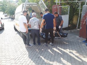 İnşaat işçisi evinde ölü bulundu