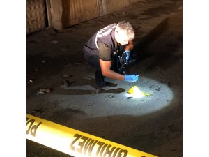 Adana'da silahlı saldırı: 2 yaralı