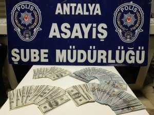 Antalya’da İranlı turiste dolar dolandırıcılığı