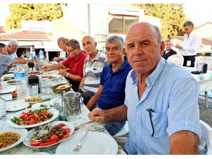Futbolun efsaneleri Alaçatı’da buluştu