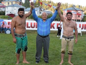 5. Geleneksel Karakucak Güreşleri Anamur’da başladı