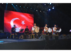 Grup Tillo, Muş'ta konser verdi