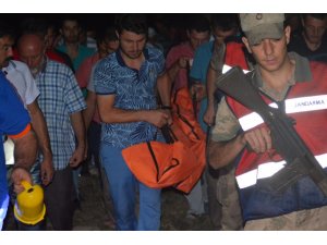 7 yaşındaki çocuk derede boğuldu