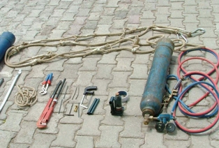 Soyamadıkları sarrafı yine soyamadılar