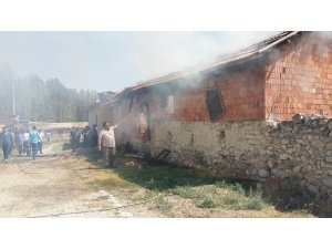 Günyüzü’ nde yangın paniği