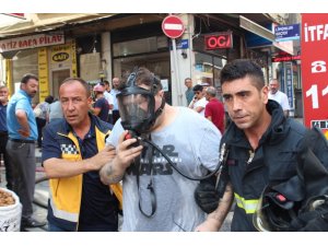 7 katlı binada çıkan yangında mahsur kalan 10 kişi itfaiye tarafından kurtarıldı