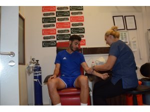 Manisa BBSK’lı futbolcular sağlık kontrolünden geçti