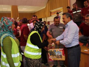 Başkan Tutal, personelle bayramlaştı