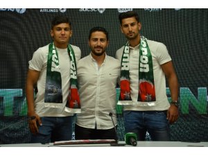 Atiker Konyaspor’da çifte imza