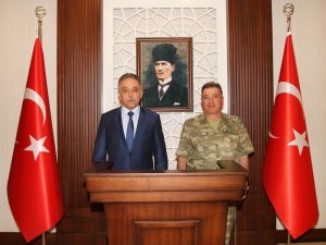 Tuğgeneral Alper’den Vali Toprak’a ziyaret